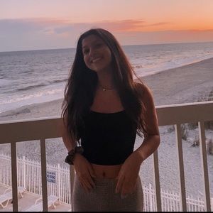 Meet your Posher, Andie